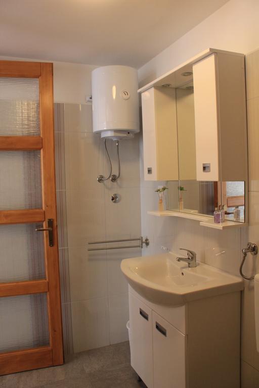 Rooms & Studio Bellina Skradin Exteriör bild